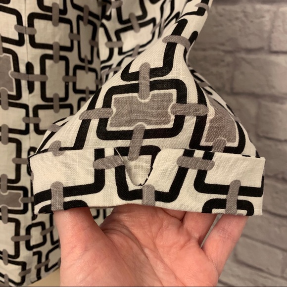 Carole Little Linen Blouse w/Buckle Embellishment - Picture 9 of 14